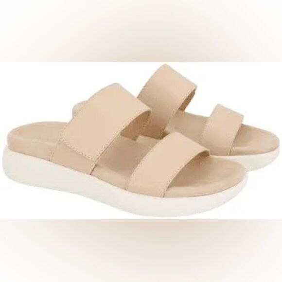 Kensie Women's Jipsy Sandals - Picture 1 of 4